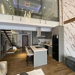 Loft One Bedroom With Shared Private Pool *