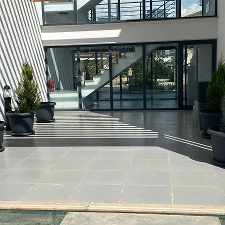 公寓 Loft One Bedroom With Shared Private Pool Aglantzia