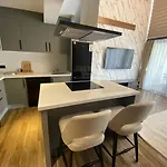 Loft One Bedroom With Shared Private Pool Apartment *