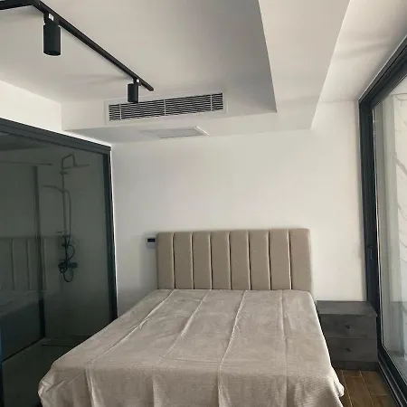 Apartment Loft One Bedroom With Shared Private Pool