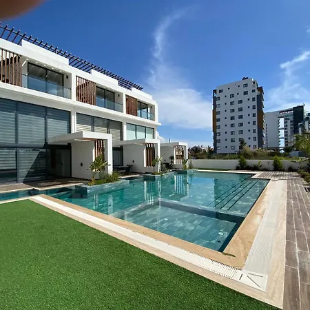 Loft One Bedroom With Shared Private Pool *