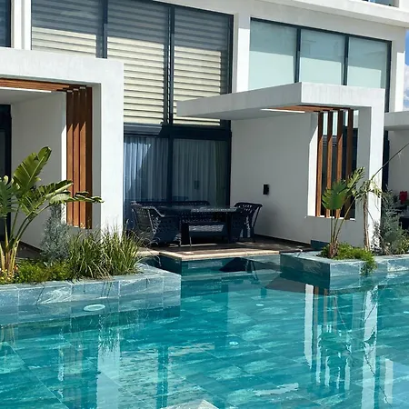 Loft One Bedroom With Shared Private Pool